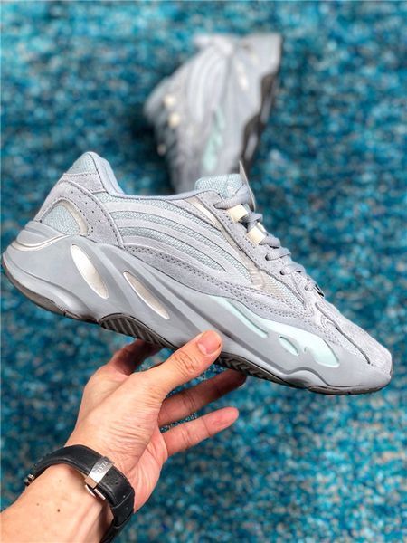 

2019 опова болниа иний 700 v2 kanye west v2 кѬоовки мђжин женин дизайнеѬкие 700 run