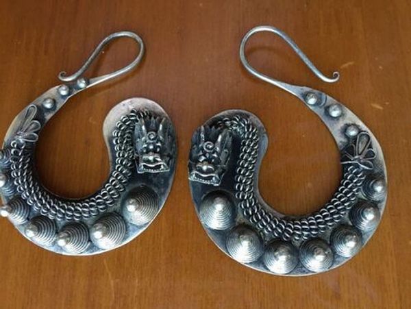 Nova Étnica Miao Tibet Prata Círculo Padrão Dangle Brincos A02free grátis