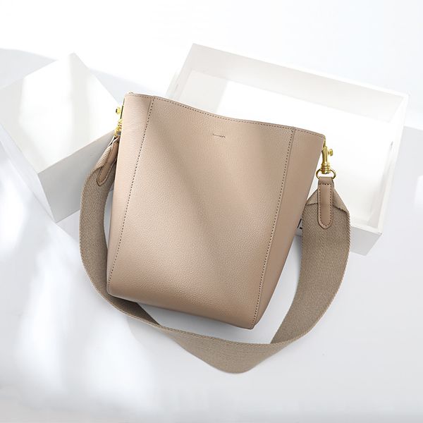 

new broadband messenger sangle bucket bag large-capacity small red wild ck leather handbag