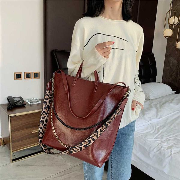 

casual chains large capacity totes wide leopard strap handbags soft pu leather crossbody shoulder bags big bucket purse