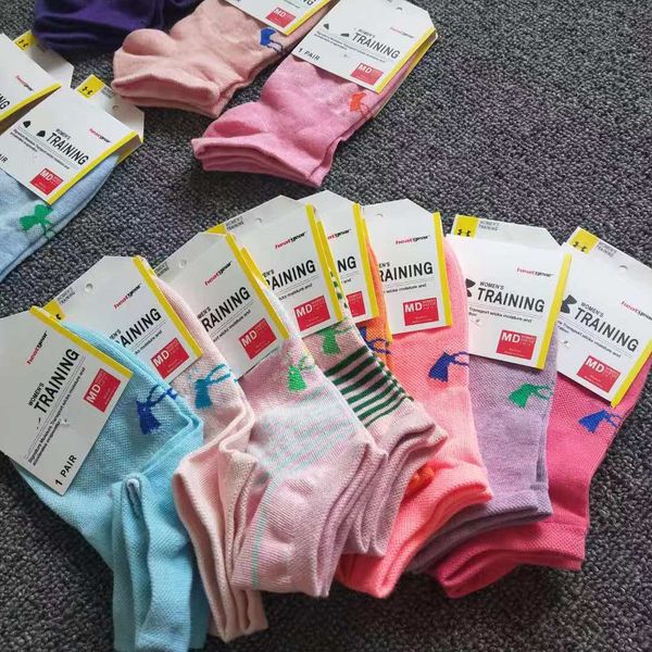 

u&a women ankle socks cotton carboard sports cheerleaders short sock girls women sports socks brand under stockings with tags, Black