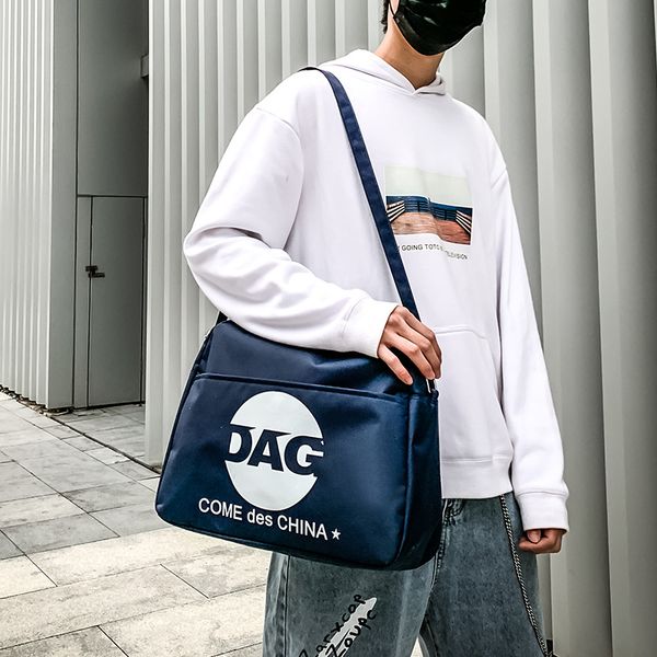 

new 2020 shoulder bag men's tooling function bag casual sports fashion messenger female personality trend messenger