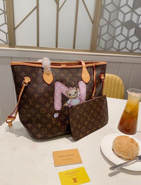 

2022 сумка плеча женщины сумка luxury замша сумка зимней cattlehide сумка золотой цепь сцепление женщина crossbody дама сумка сумка задница