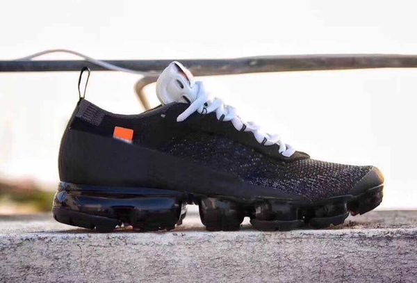 

2018 дизайнер паров черный белый спортивные кроссовки новые мужчины женщины пар от