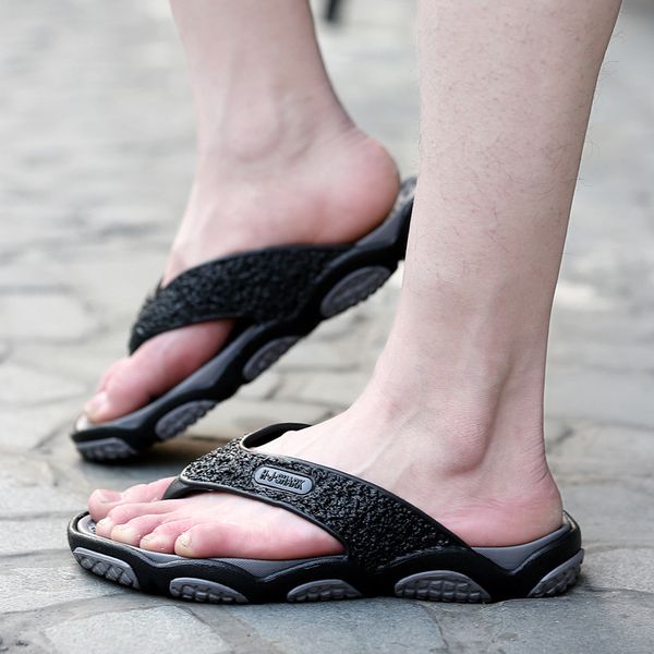 

2018 new summer slippers fashion casual men breathable waterproof non-slip home men's slippers outdoor rubber men's, Black