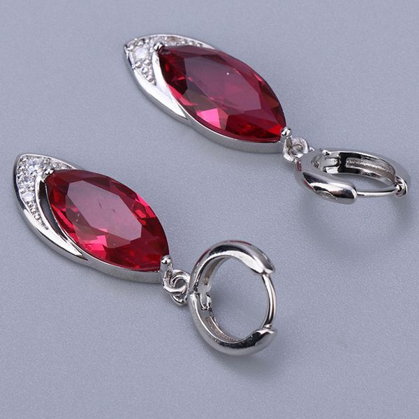 

korean crystal long earrings female artificial ruby long ear buckle earring, Golden