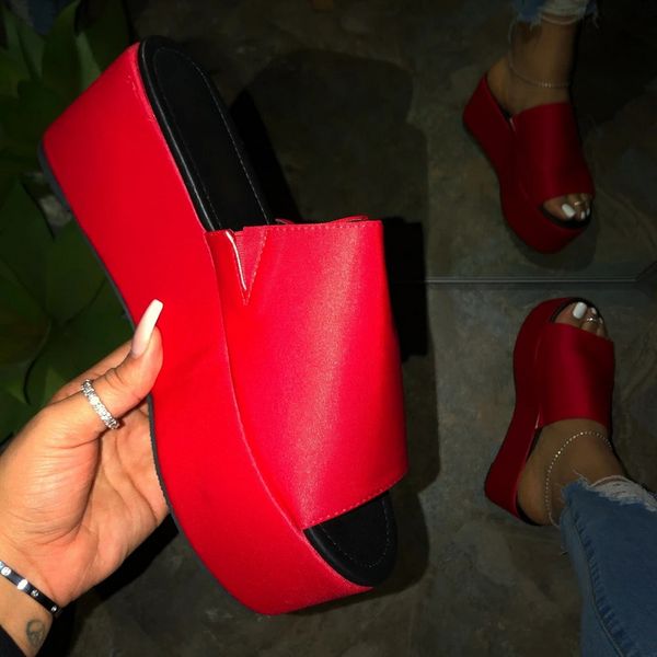 

outdoor beach flip flop shoes summer new 2020 women high-heeled flat non-slip beach slippers waterproof platform durable sandals, Black