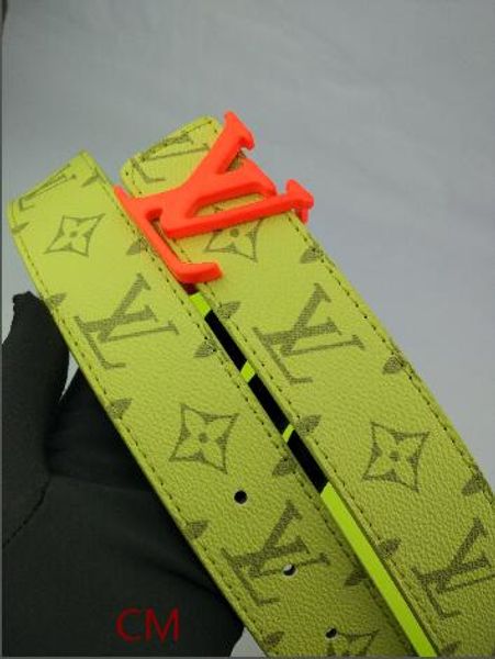 

in 2020, the quality is reliable and the quality assurance is reliable, ensuring the new leather business belt and, Black;brown