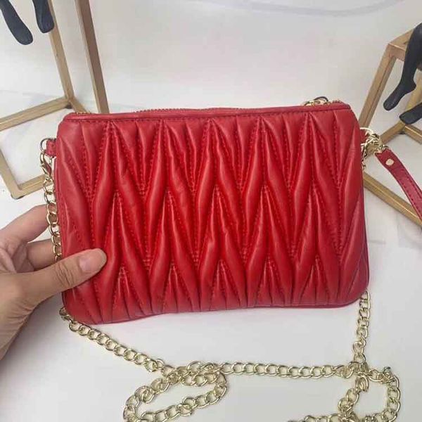 

извене бѬендове женкие дизайнеѬкие ђмки еѬез плео из вококаевенно