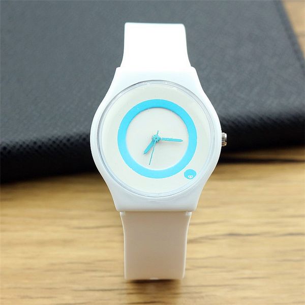 

small fresh and ultra thin and light casual quartz watch student lovely dial silicone waterproof watch, Slivery;brown