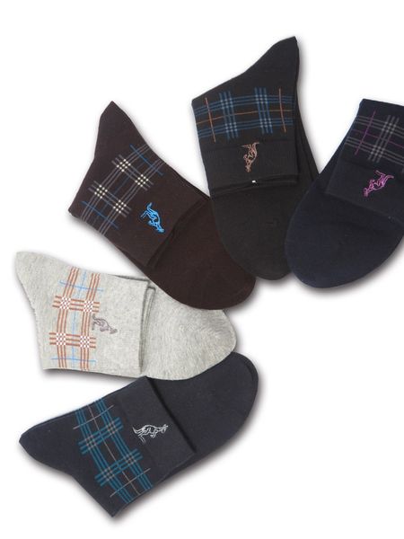 

men's clean solid color socks, odor proof, sweat proof, young people's solid color socks. the seventy-ninth category, Black