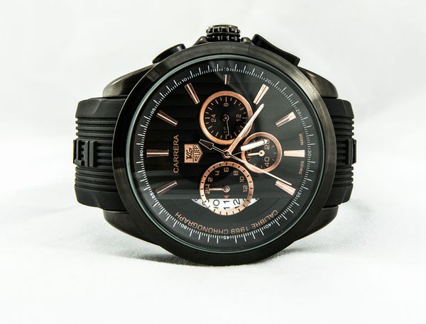 

Новый повседневная мода мужчины люксовый бренд тег часы кварцевые сроки три глаз