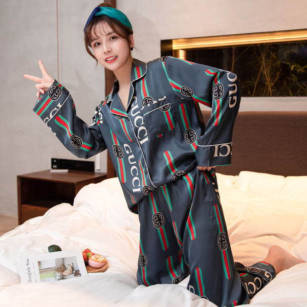 

spring and autumn edition of south korean version of the same pyjama female ice silk summer thin silk home clothes set, Black;red