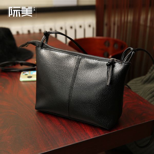 

female baoqiu paragraph 2019 of contracted joker soft washing pixiaofang small pack his bags single shoulder bag