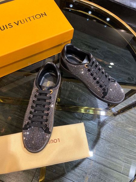

fast delivery new style high-end luxury men's casual sports shoes fashion brand autumn and winter shoes star diamond embellished upper, Black