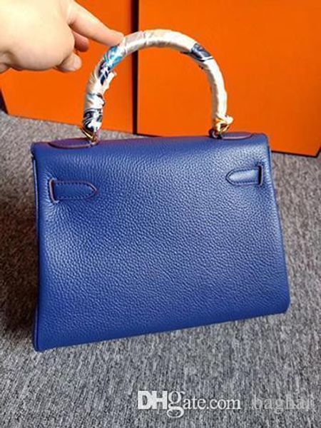 

fashion classics shoulder bagscross bodytoteshandbags brand fashion luxury designer bags famous women hand bill shoulder slant cowhidea0