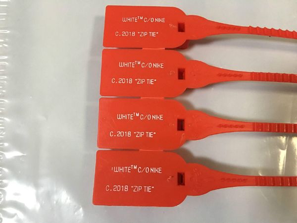 

2018 Red Yellow Tag Zip Tie Original Plastic Tag For Shoes C.2018