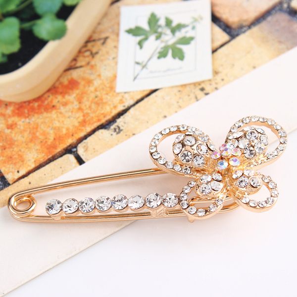 

clear crystal butterfly flower collar lapel pin fashion zinc alloy breastpin, Gray