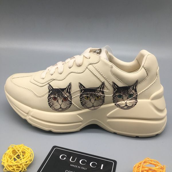 

2020 new p1 high-quality women's casual sports shoes socks shoes couple models, fashionable wild flat shoes, box number 38-45