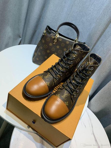 

2020 latest women's wonderland flat boots calfskin monogram canvas fabric rubber non-slip women martin boots knight boots2