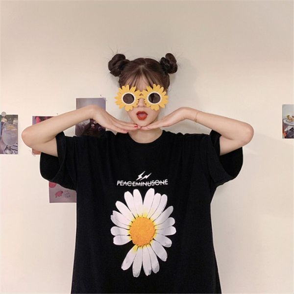 

little daisy t-shirt female ins fashion 2020 jacket suit t-shirt couple outfit loose inner jacket fashion couple wear short sleeve female, White