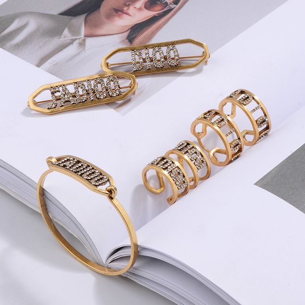 

d letter bracelet female zircon advanced temperament earrings 2020 ring hairpin brooch charm bracelets, Golden;silver