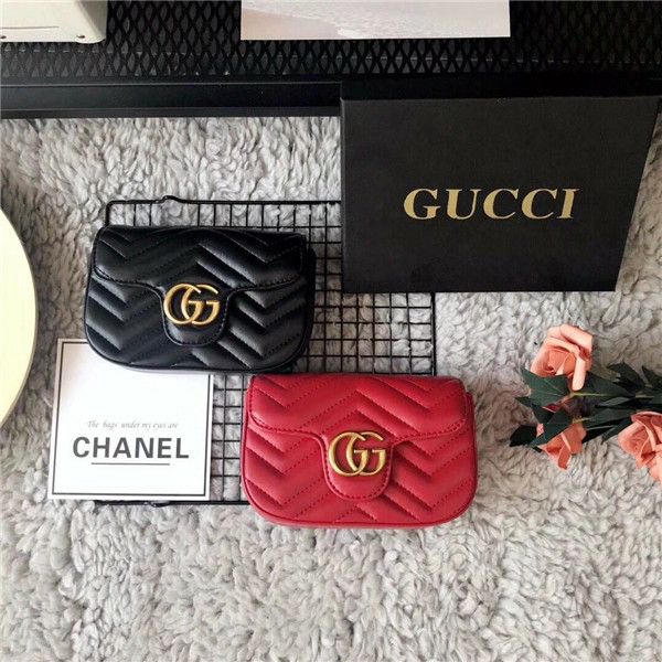 

Bolsa de Ombro bags_shoes_dong