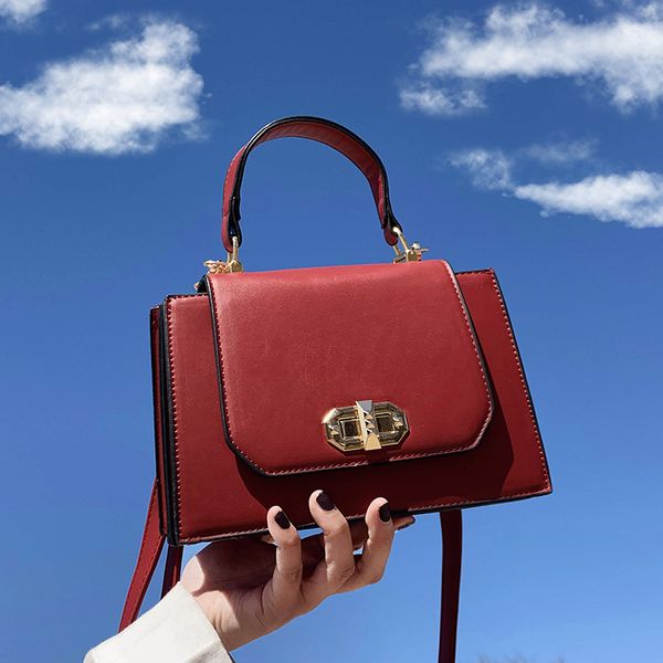 

new elegant women's bag commuter crossbody/shoulder bag handbag flip metal clasp briefcase red wedding