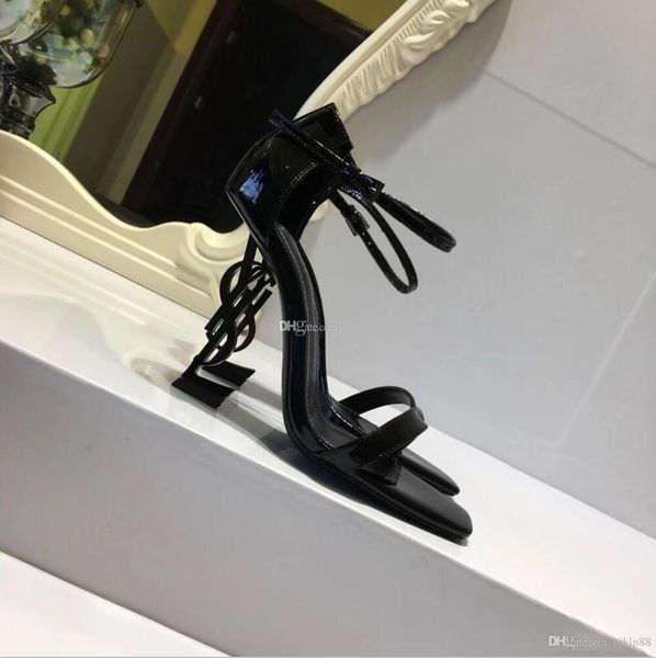 

Brand hoe woman ummer buckle trap rivet andal high heeled hoe pointed toe fa hion fa hion ingle y l high heel