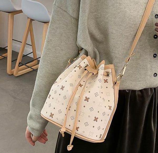 

Small Bag Female 2020 New Printed Temperament Bucket Bags Wild Texture Fashion Shoulder Messenger Bag Drop Shipping