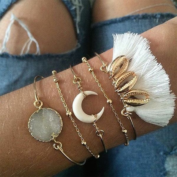 

5 pcs/ set personality beach shell round moon bead tassel pendant gold chain bracelet set women exquisite fashion jewelry, Black