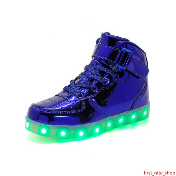 

2020 дешевая обувь для детей световой обуви розовой желтым белым синих мод удобного размером 26-33 бесплатной доставки