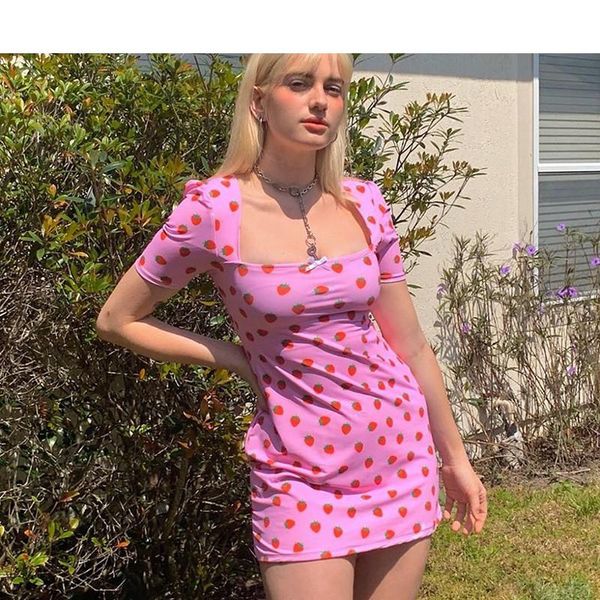 2020 Kurzarm Erdbeere Druck Nette Mini Kleid Frühling Sommer Frauen Streetwear Outfits Club Tragen