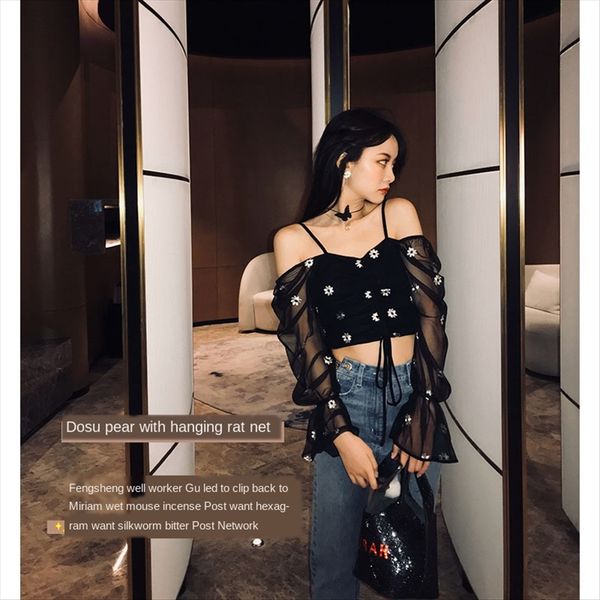 

плечевой ремень топ женщин 2020 длинный рукав пузырь рукав вышивка цветок короткие одежды мода плечевой ремень топ, White