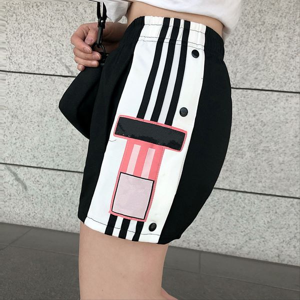 

womens shorts with stripe fashion brand casual shorts elastic waist luxury short pants for women summer cothing m-2xl wholesale, White;black