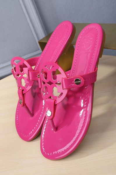 

t 2020 womens mens designerluxury sandals slide beach sandals cowhide lining five colours shoes slipper flip flop box size 35-43 b2021706t