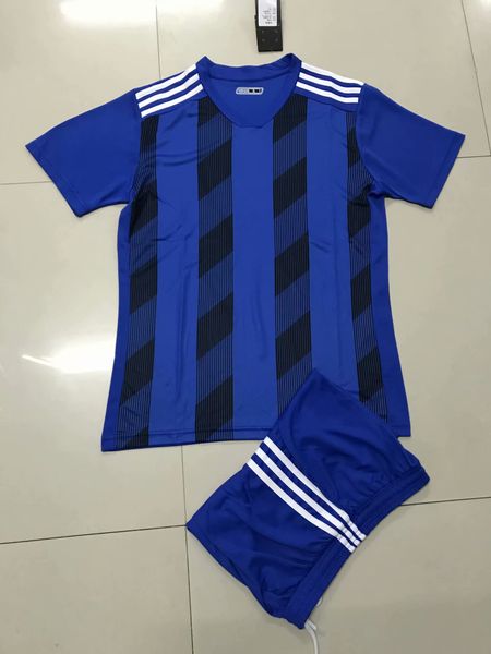 

wholesale customized men football uniforms,mens kits sports clothes tracksuits discount boy football sets with shorts b44-17, Blue;black