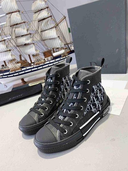 

2020 men's and women's fashion casual sneakers, fashion designer high-shoes, comfortable wild belt box for couplesad