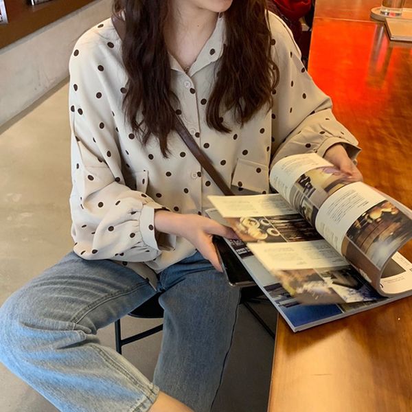

spring clothing 2019 the new korean version retro lantern sleeve wave point chiffon women cute shirt, White