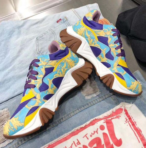 scarpe da ginnastica squalo