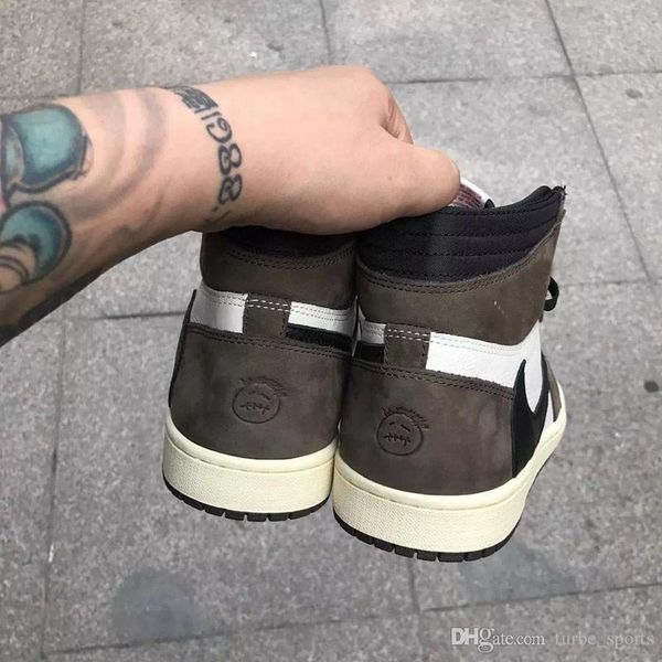

2019 new travis scotts 1 mens basketball shoes sneakers 1s suede brown dark mocha men athentic sports designer trainers with box size 36-45