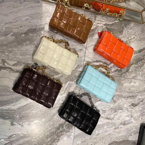 

высокое качество толстая цепь коровья кожа ткачество подушка сумка роскошные натуральная кожа металлическая пряжка мягкий кассета мода леди