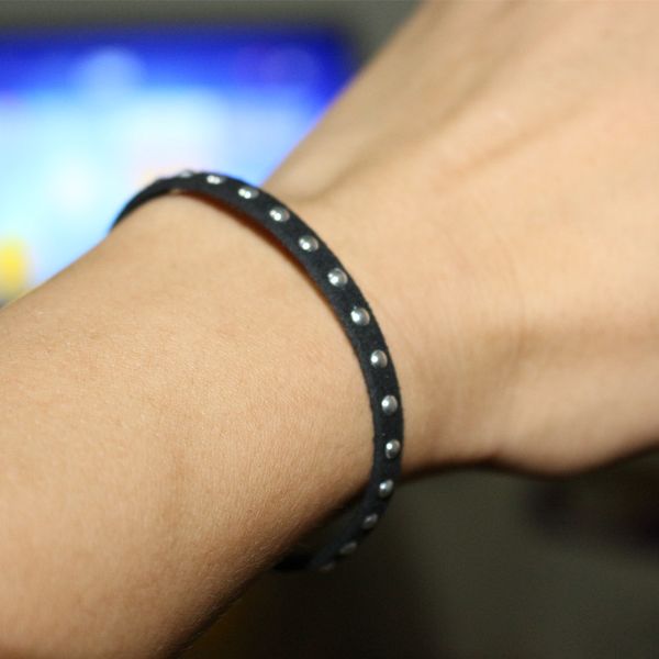 

sl164 gothic punk bracelets black velvet suede leather women ladies rivet bangle cuff bracelet jewelry pulseiras bijoux 2016 hot, Golden;silver