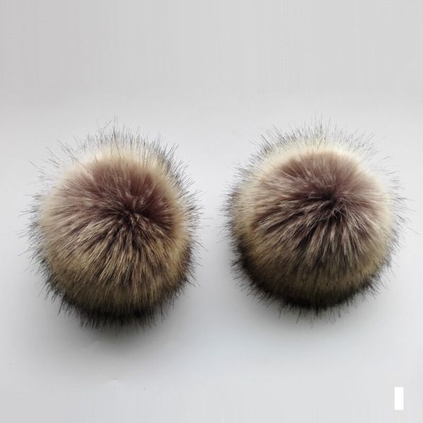 

20pcs 50pcs/lot wholesale faux fur pompoms for winter knitted skullies beanies caps hats 13cm imitation fur ball accessories
