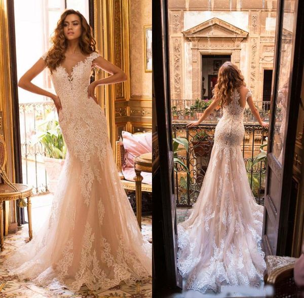 

lussano 2020 plus size mermaid wedding dresses lace applique chapel sweep train bridal gowns plus size chapel wedding gown vestido de novia, White