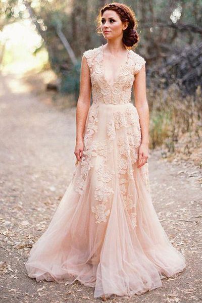 

2020 vintage blush lace beach garden wedding dresses deep v neck cap sleeve layered lace long bridal gowns, White