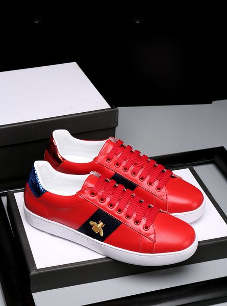 

new designer low all red leather bee embroidery casual shoes fashion luxury black white brand sneakers for mens womens a41