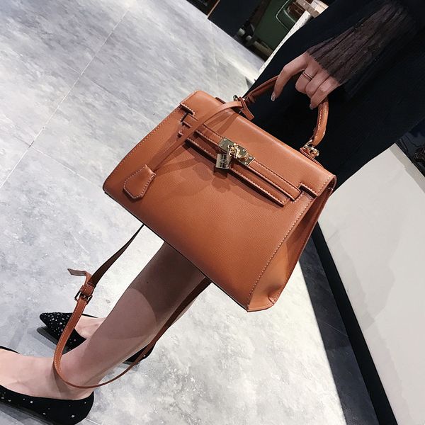 

2020 new handbag shoulder bag messenger bag casual fashion commute business women's small square