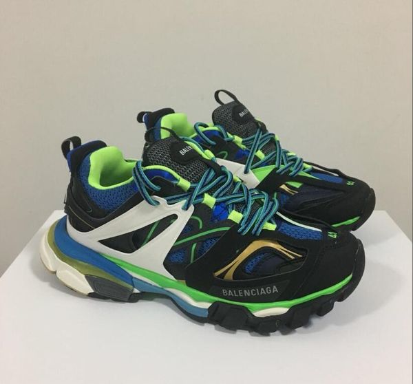 dhgate balenciaga triple s