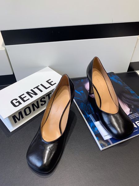 

high-end luxury ladies high heels casual party wedding shoes square toe sandals slippers triple fashion designer shoes pioyu